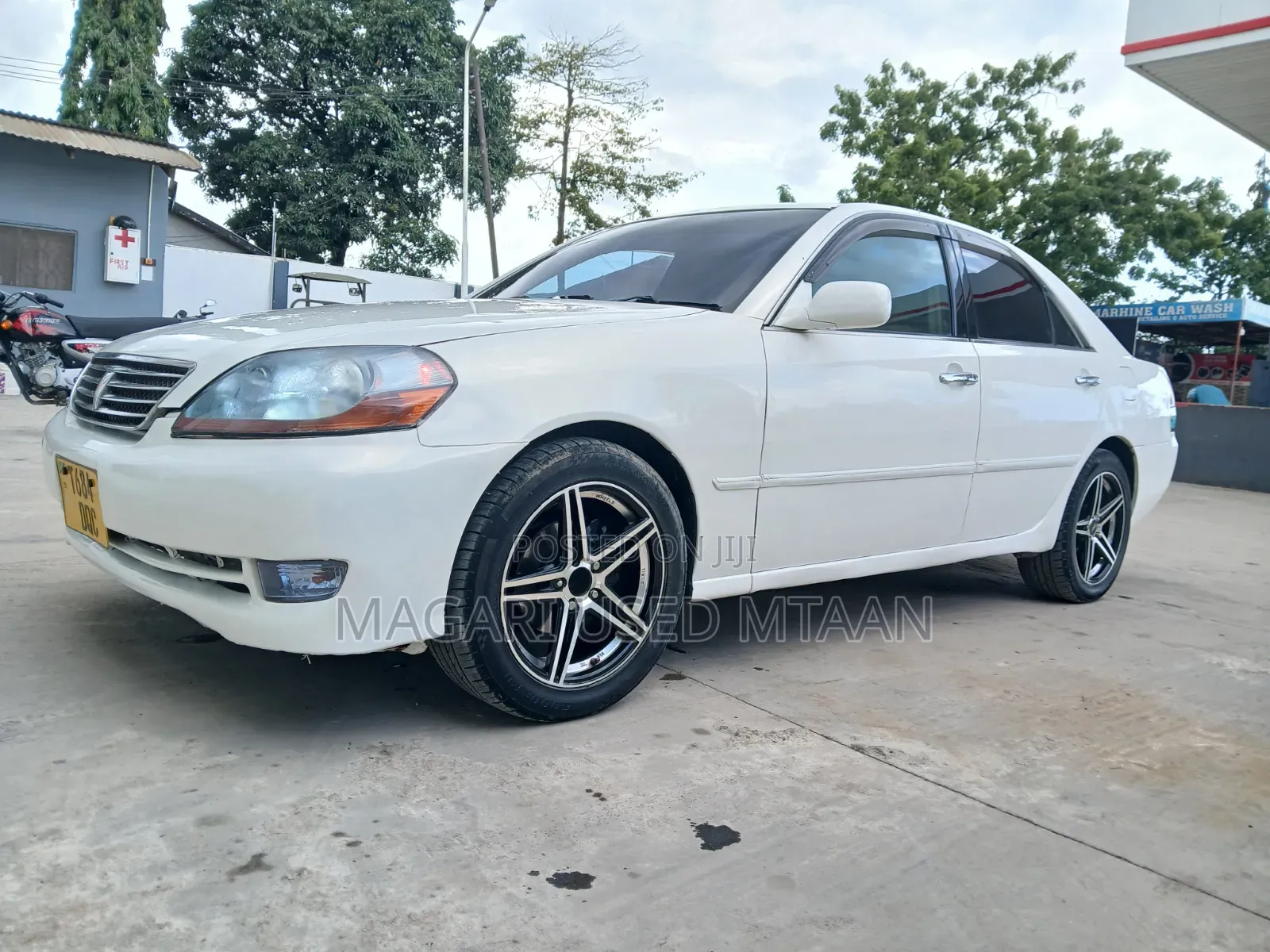 Toyota Mark II 2004 Pearl