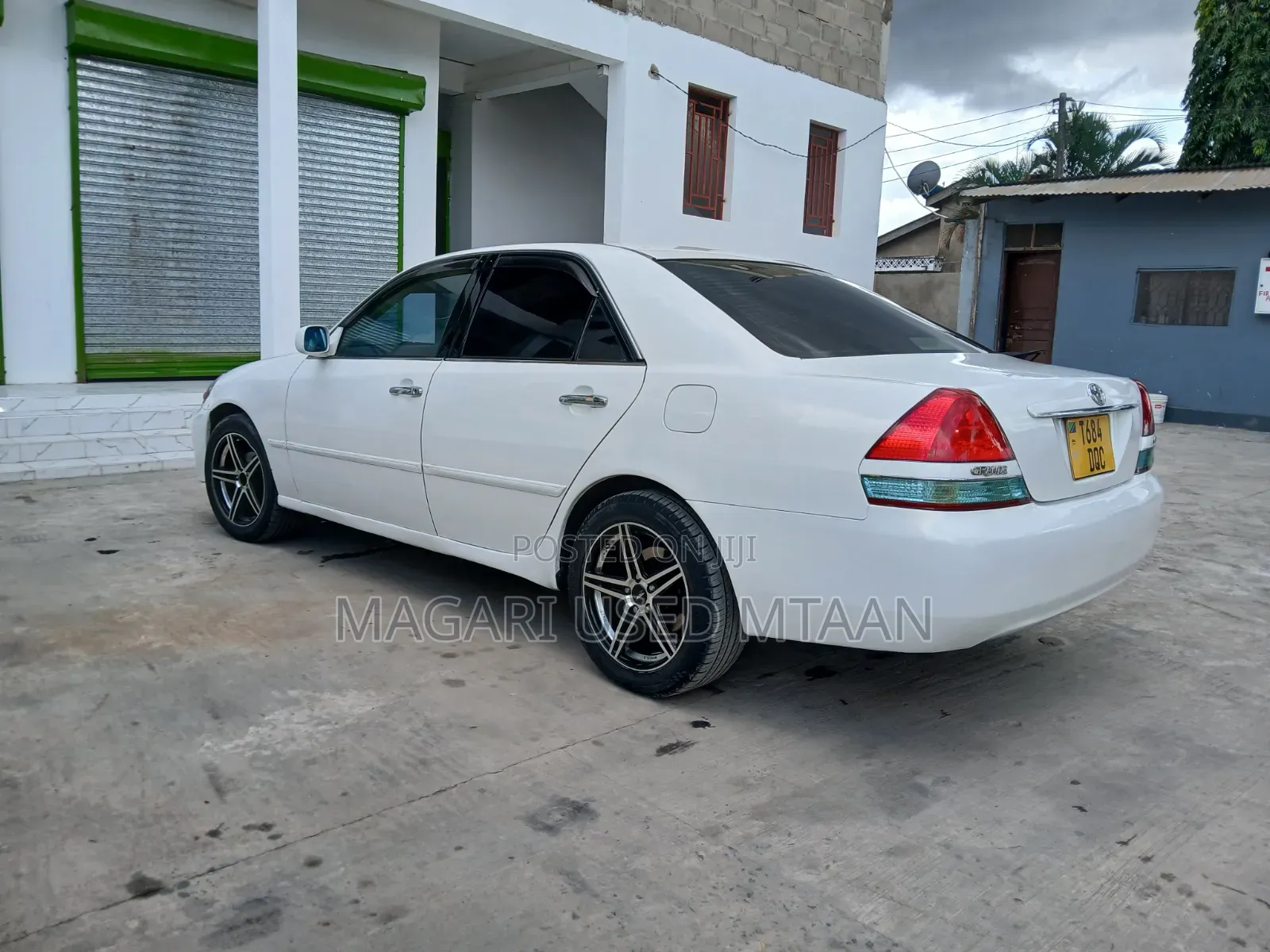 Toyota Mark II 2004 Pearl
