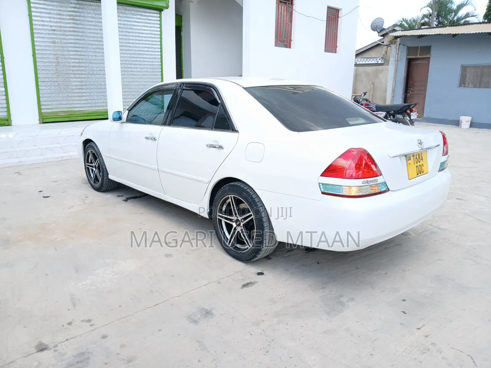 Toyota Mark II 2004 Pearl