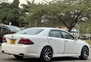 Toyota Crown 2008 White