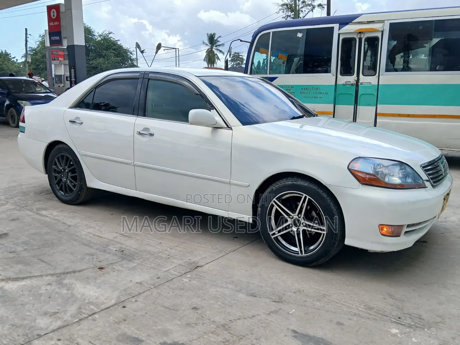 Toyota Mark II 2004 Pearl