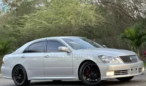 Toyota Crown 2005 Silver