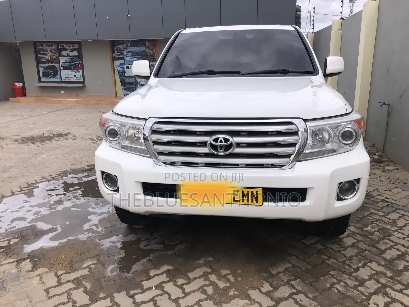 Toyota Land Cruiser 2009 White