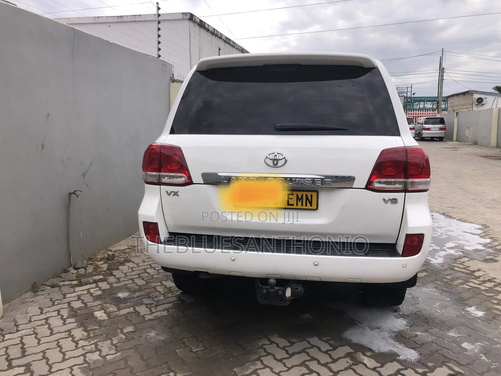 Toyota Land Cruiser 2009 White