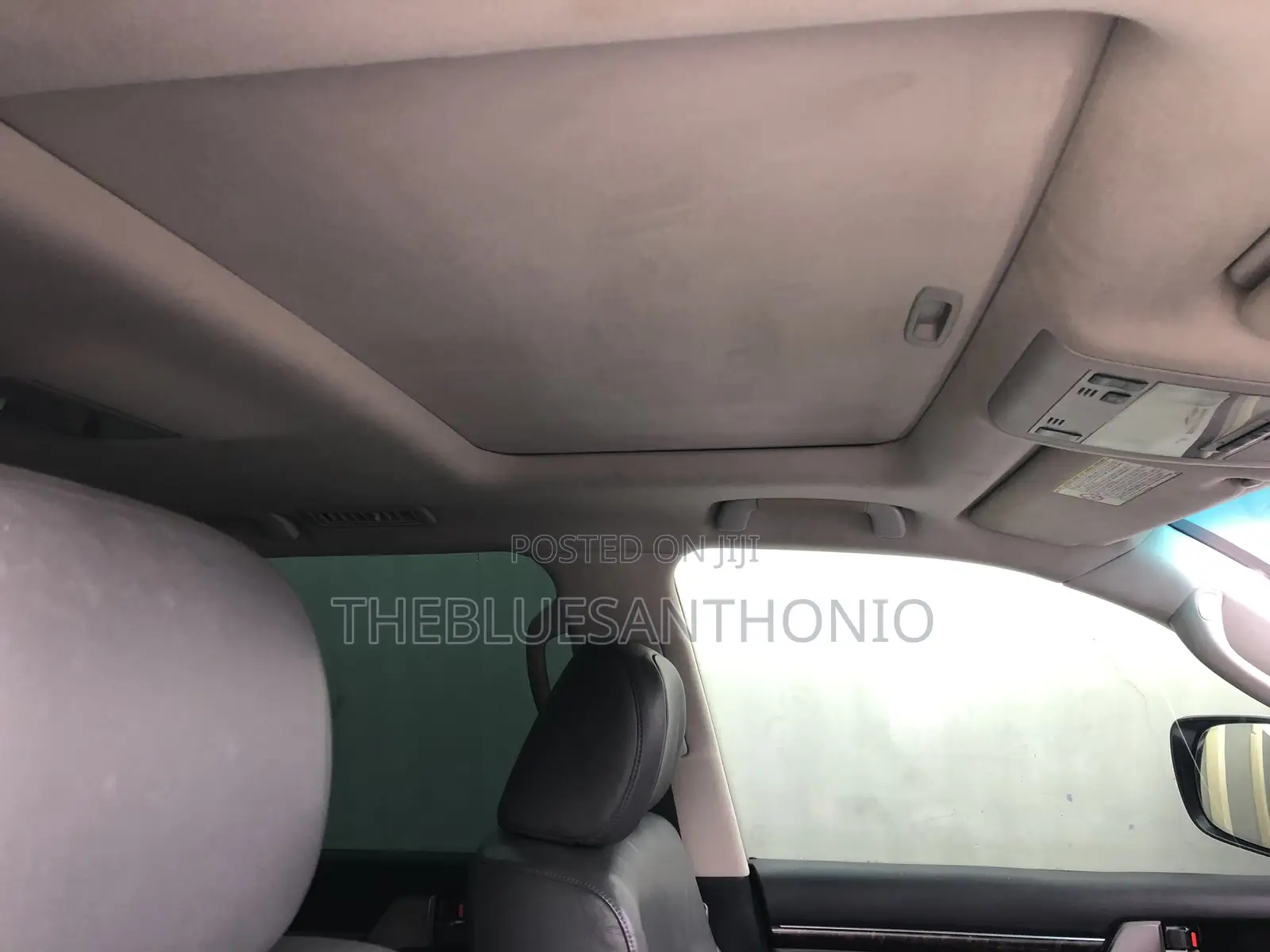 Toyota Land Cruiser 2009 White
