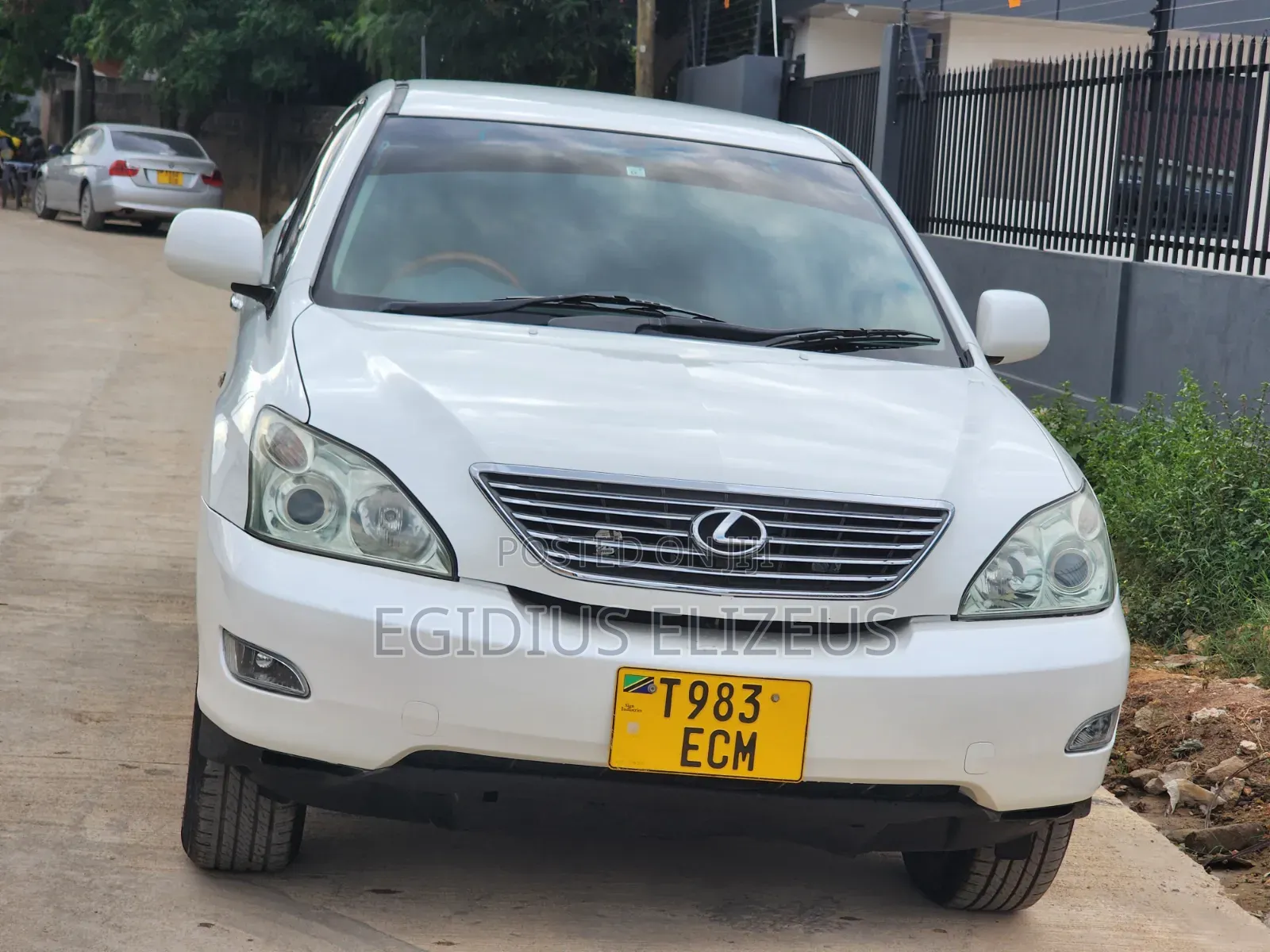 Toyota Harrier 2005 White
