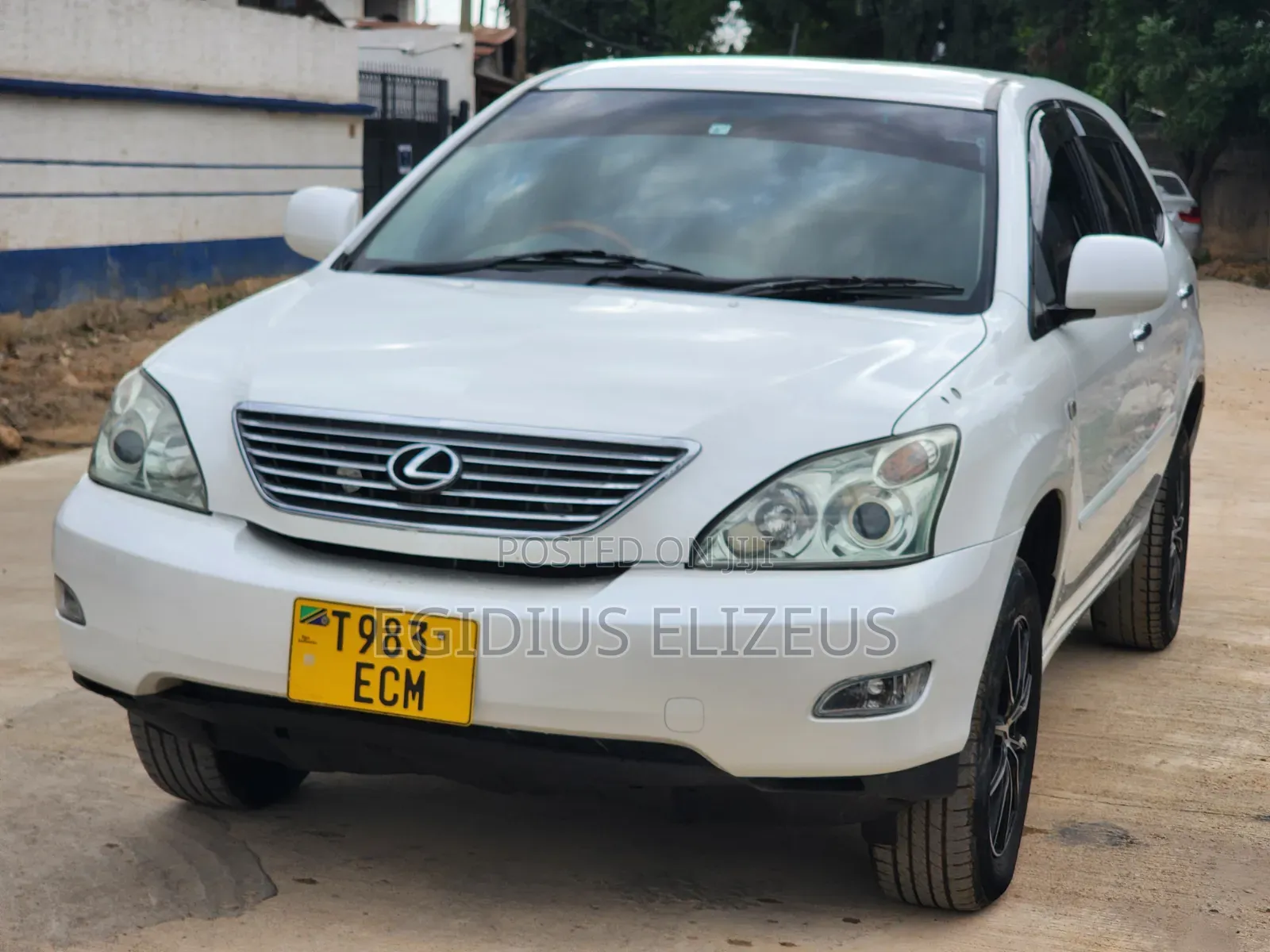 Toyota Harrier 2005 White