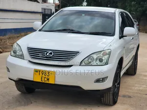 Toyota Harrier 2005 White
