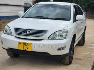 Toyota Harrier 2005 White