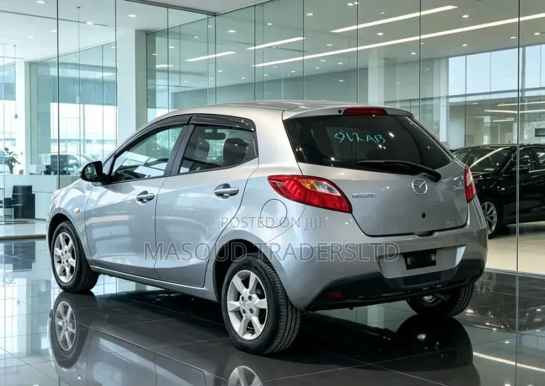 Mazda Demio 2009 Silver