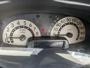 Toyota Fun Cargo 2001 Silver