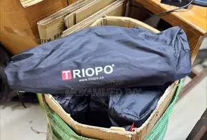 Brand New Softbox Triopo Size 90