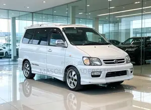 Toyota Noah 2001 White