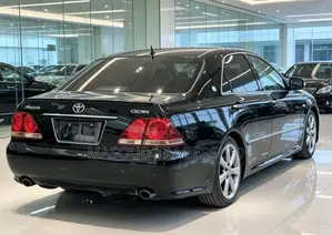 Toyota Crown 2007 Black