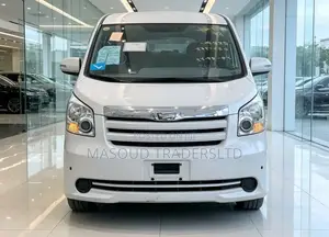 Toyota Noah 2010 Off white
