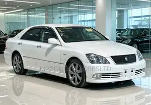 Toyota Crown 2006 Off white