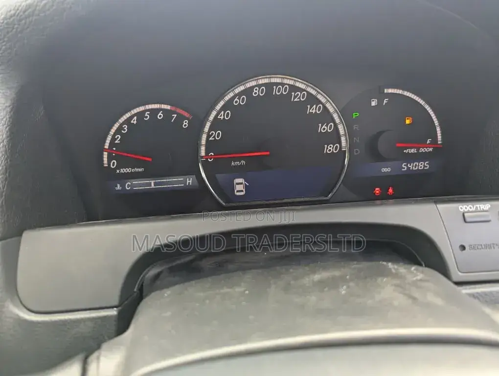 Toyota Crown 2006 Off white