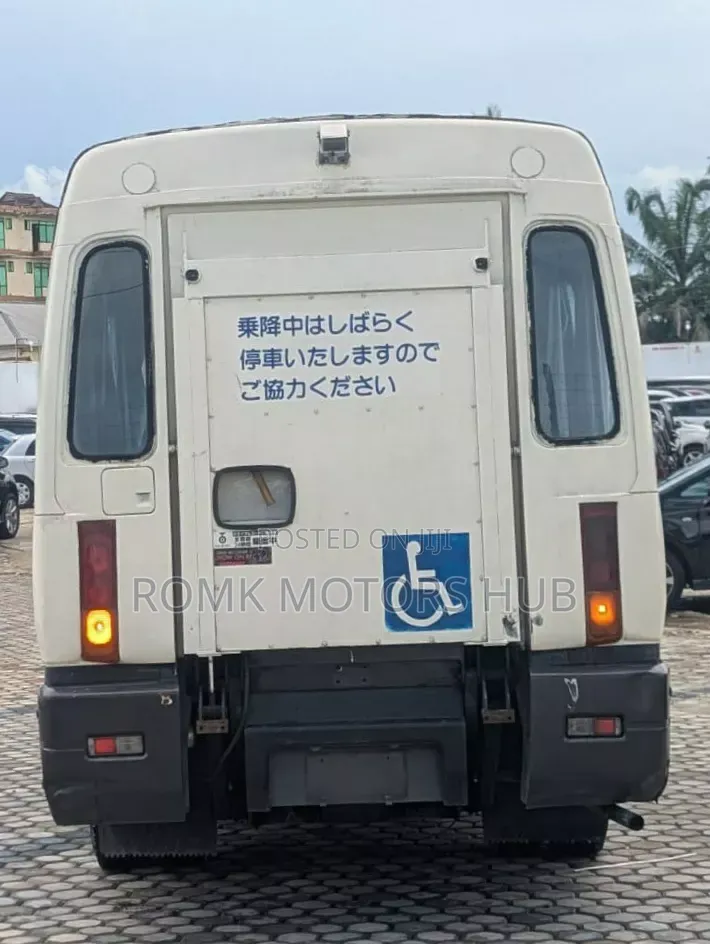 Mitsubishi Fuso Rosa 1994