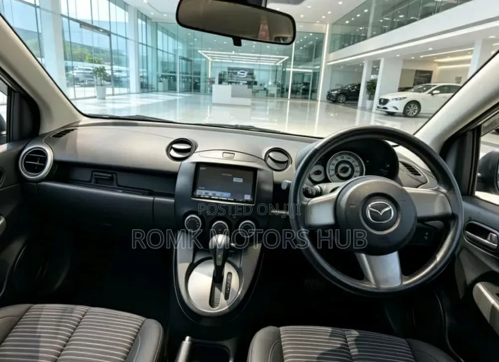 Mazda Demio 2009 Silver