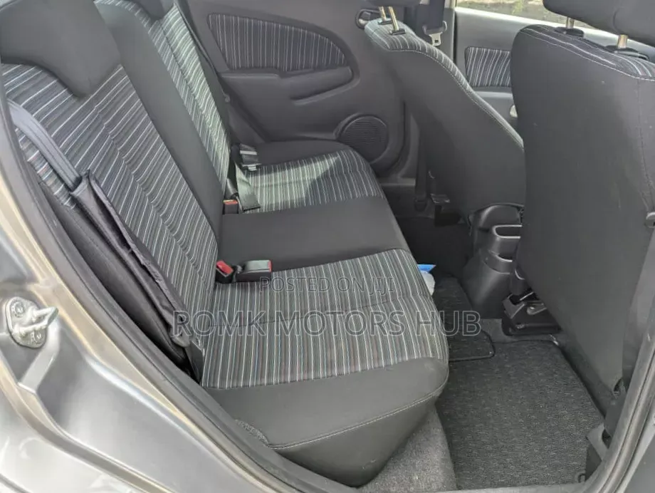 Mazda Demio 2009 Silver
