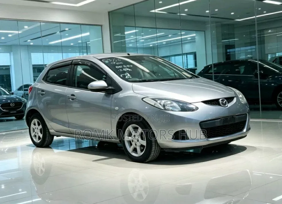 Mazda Demio 2009 Silver