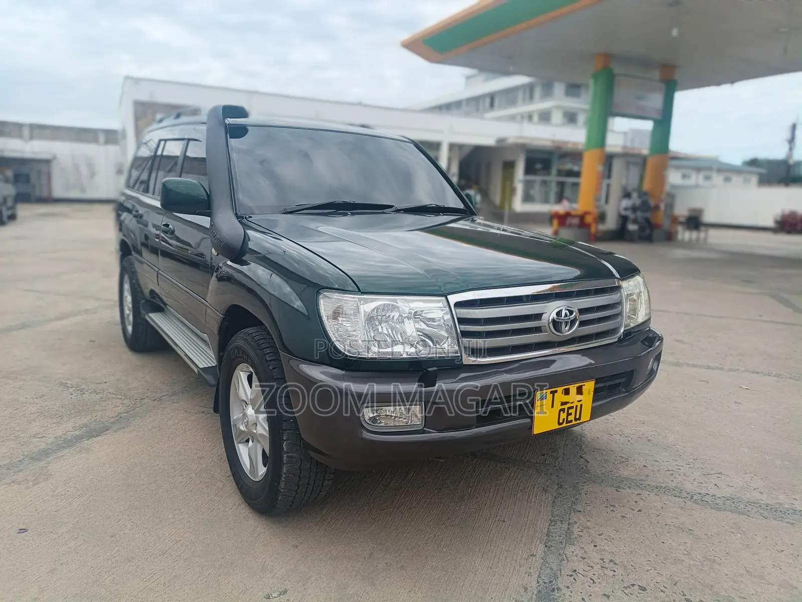 Toyota Land Cruiser 2005 Green