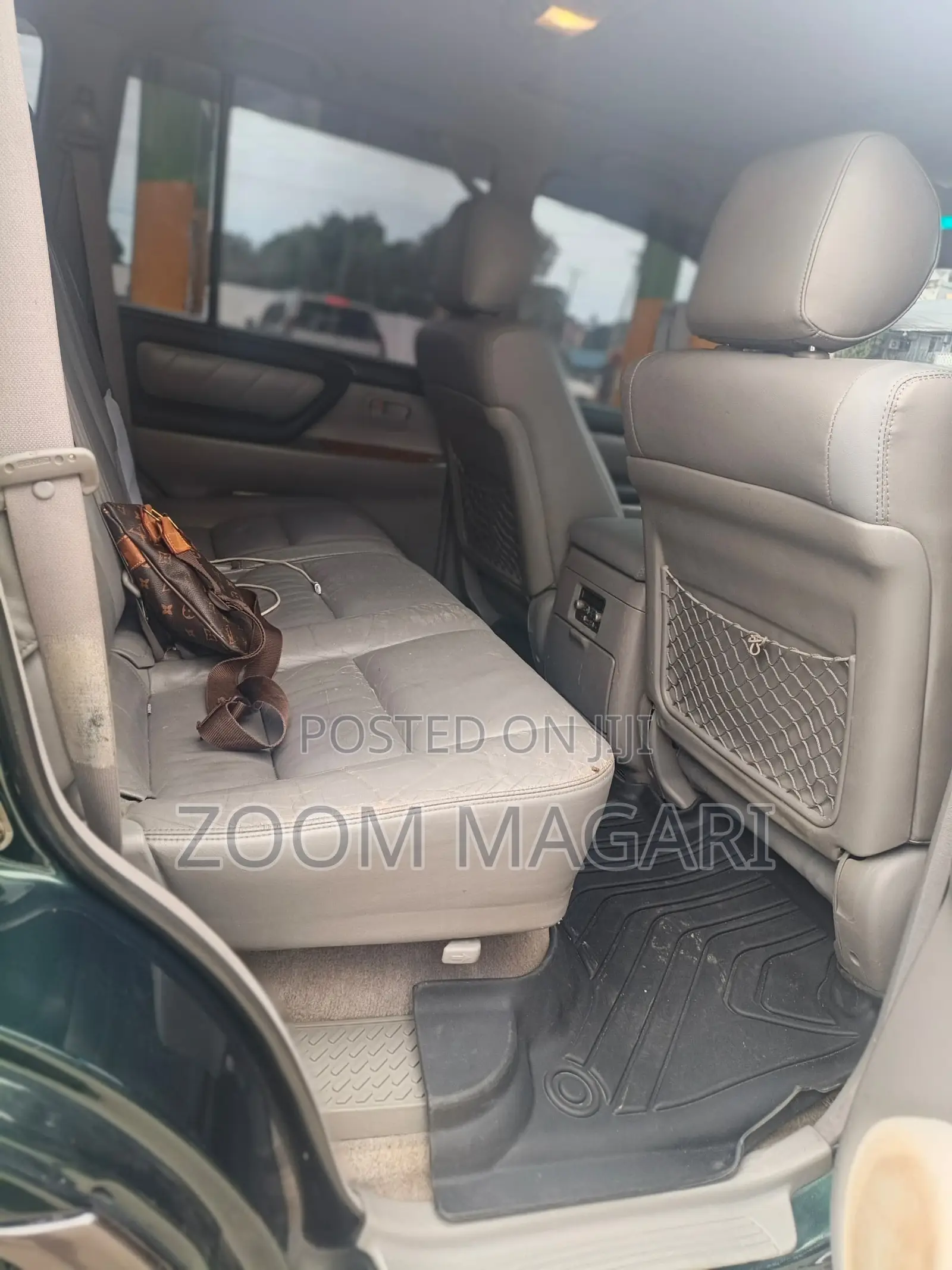 Toyota Land Cruiser 2005 Green