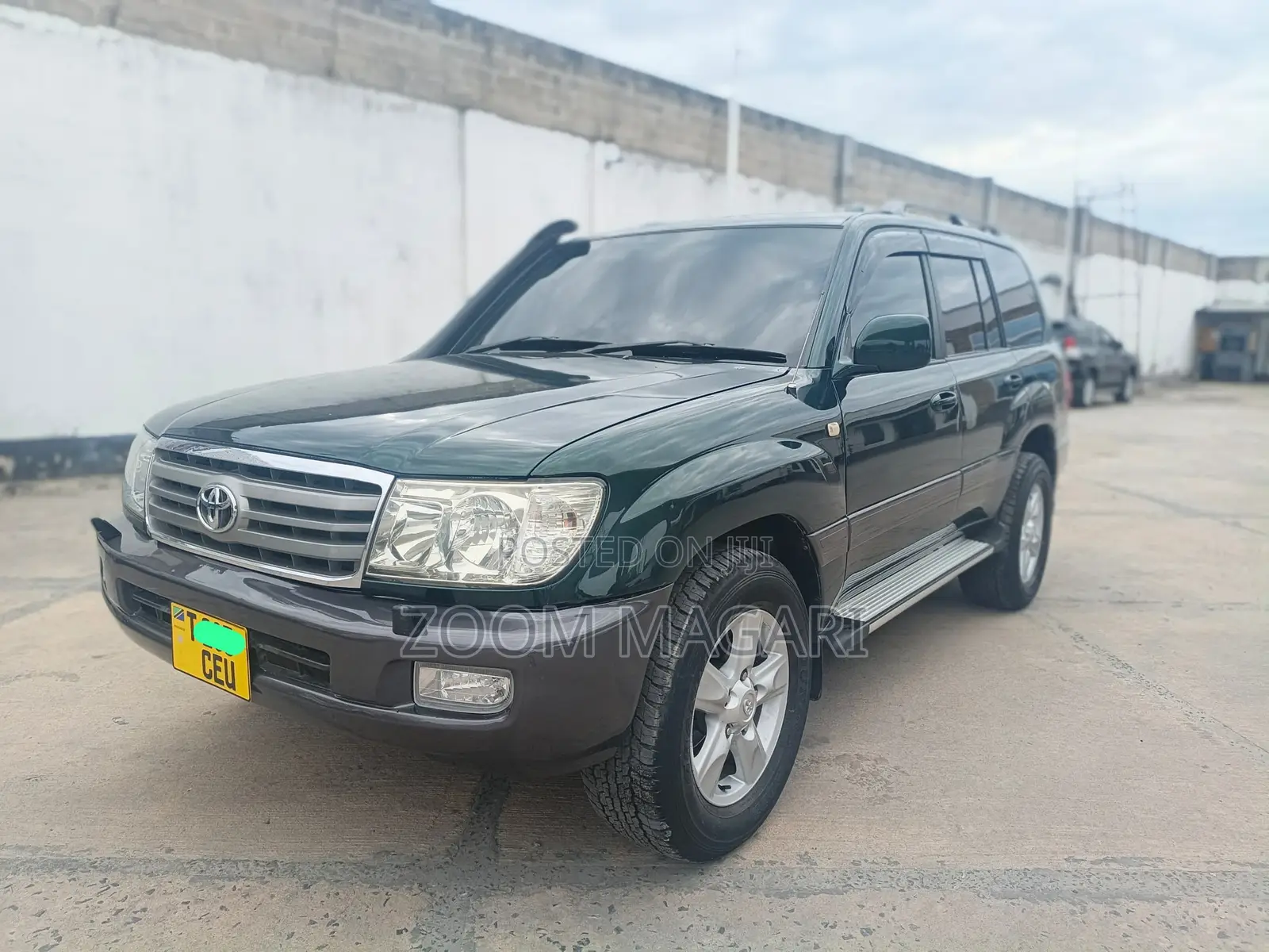 Toyota Land Cruiser 2005 Green