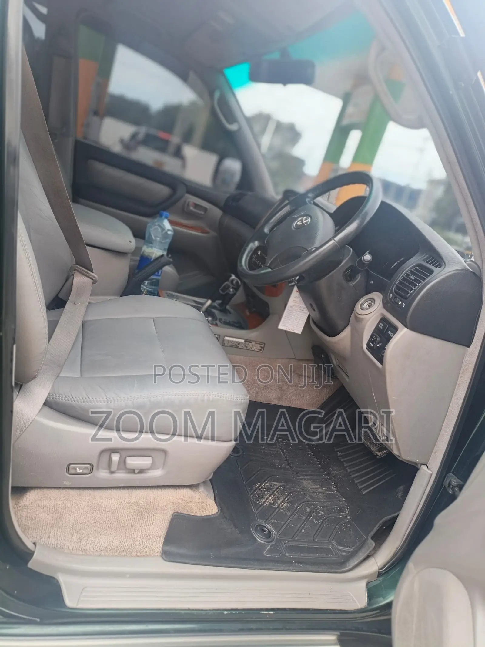 Toyota Land Cruiser 2005 Green