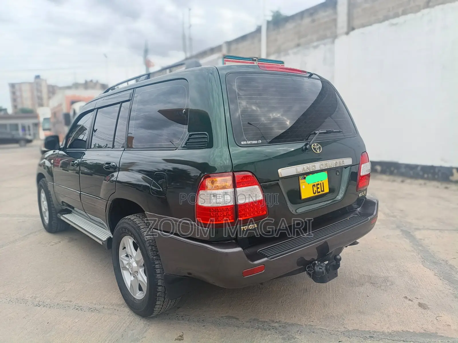 Toyota Land Cruiser 2005 Green
