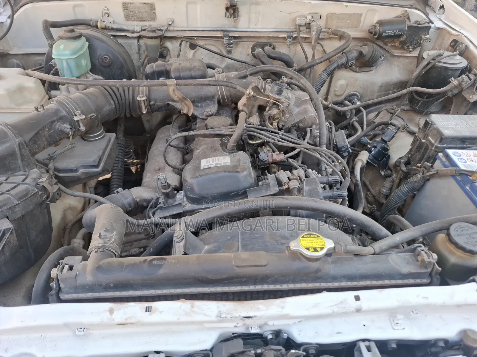 Toyota Hilux 2010 White