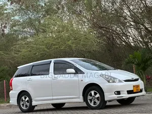 Toyota Wish 2005