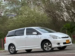 Toyota Wish 2005