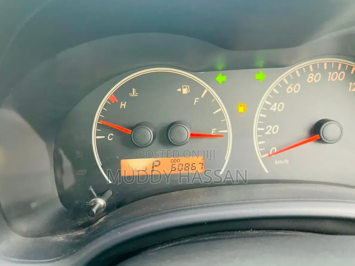 Toyota Axio 2006 Silver
