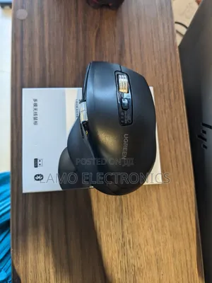 Ugreen M751 Ergonomic Wireless and Bluetooth Mouse