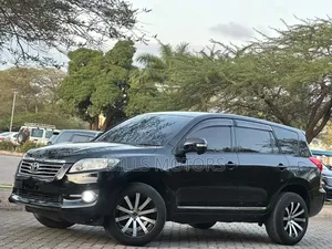 Toyota Vanguard 2011 Black