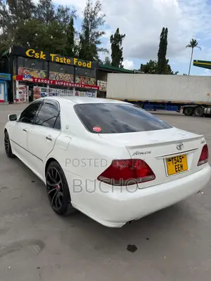 Toyota Crown 2007 White