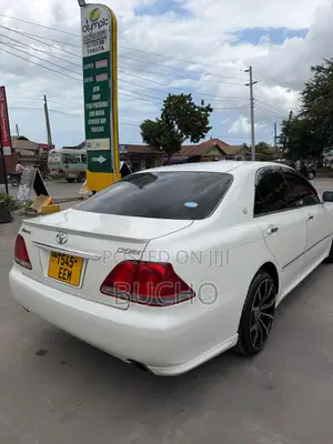 Toyota Crown 2007 White