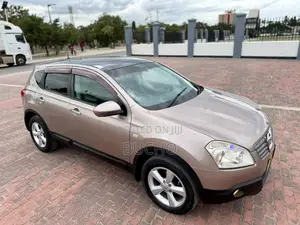 Nissan Dualis 2008 Gold