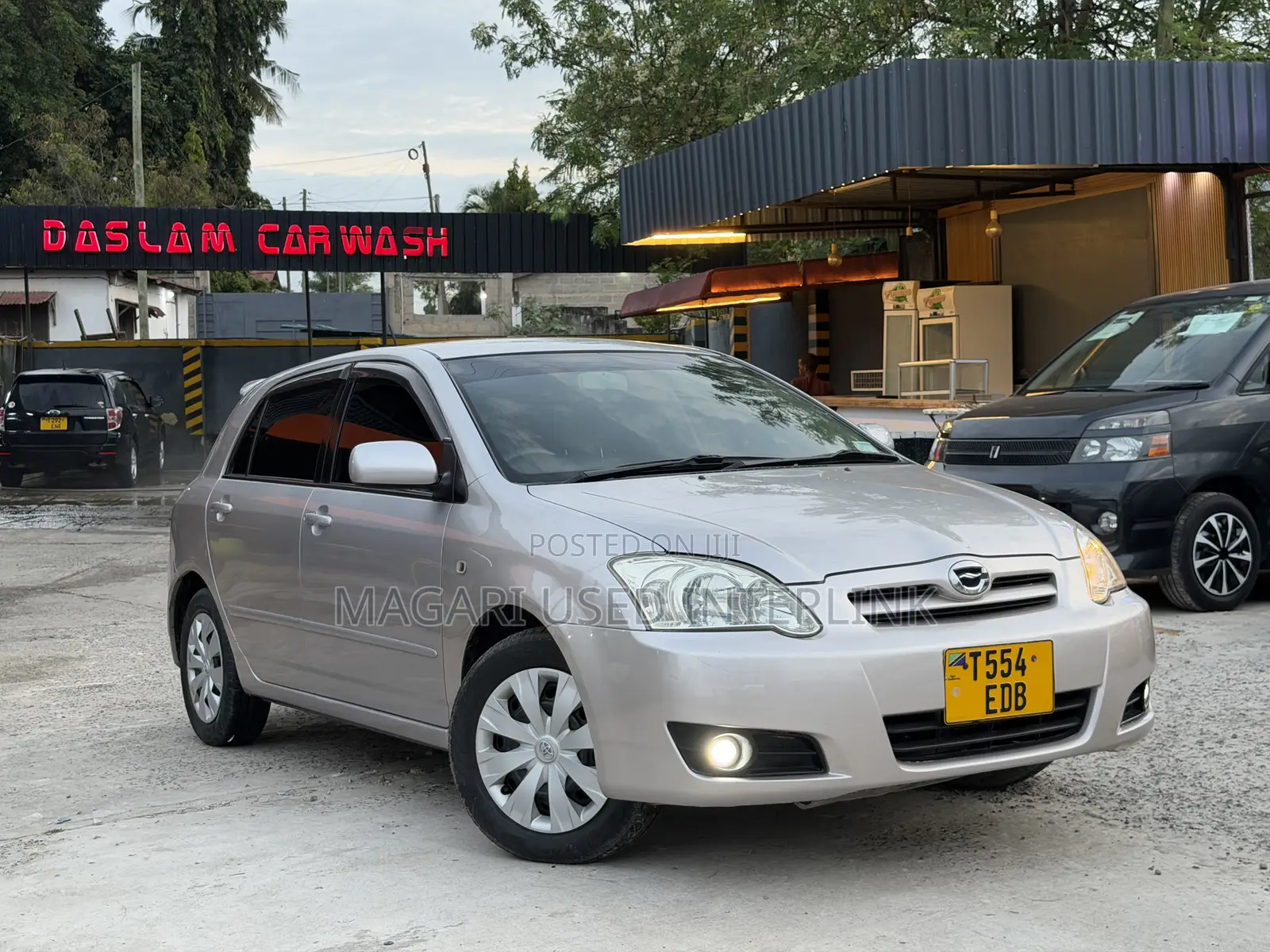 Toyota Corolla RunX 2005 Purple