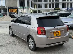 Toyota Corolla RunX 2005 Purple