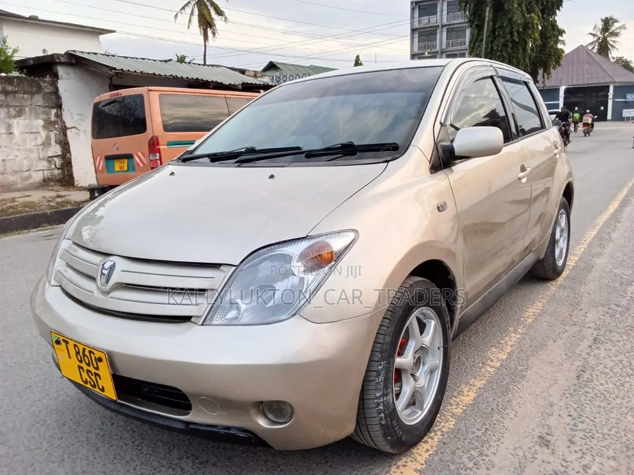 Toyota IST 2007 Gold