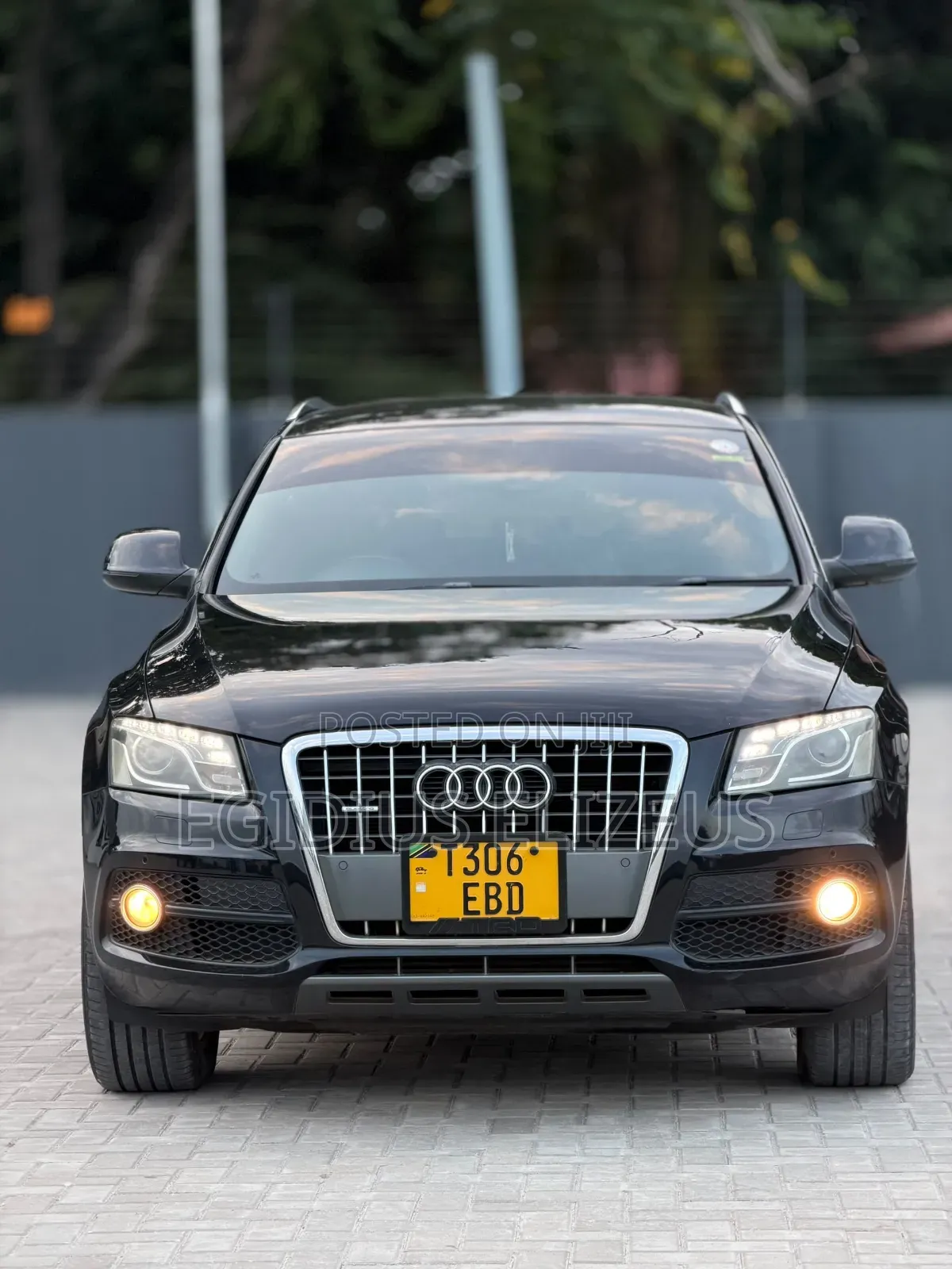 Audi Q5 2010 Black