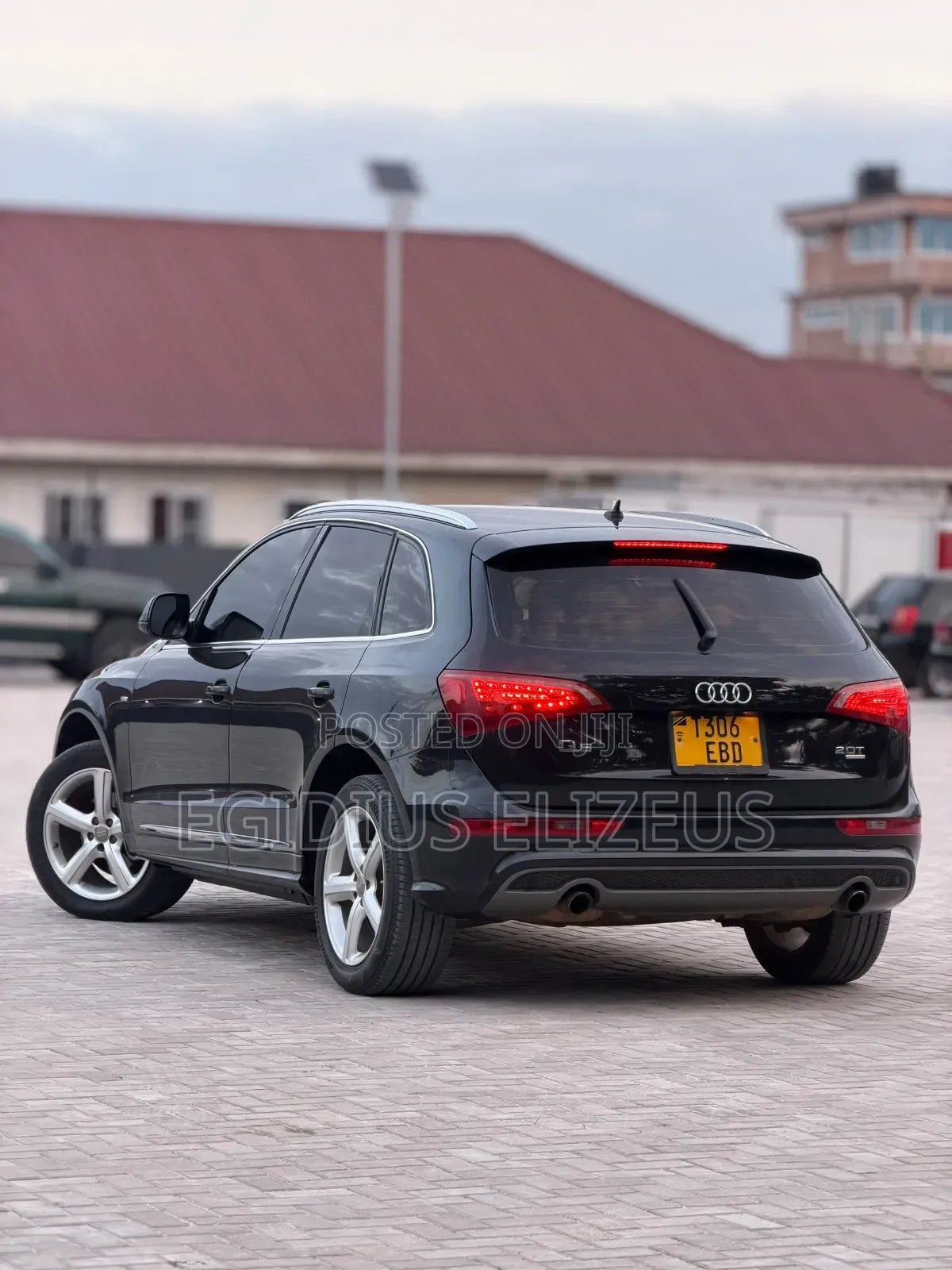Audi Q5 2010 Black