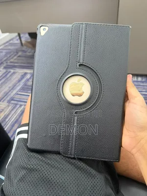 New Apple iPad 5 (2022) 128 GB Gray