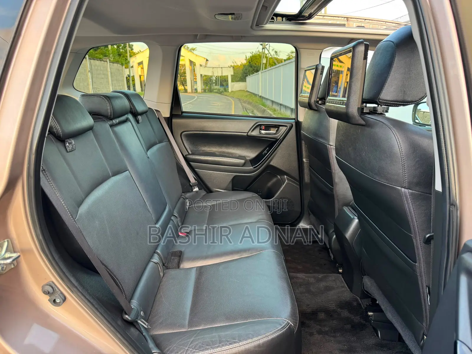 Subaru Forester 2.0XT Premium 4dr SUV AWD (2.0L 4cyl Turbo CVT) 2014