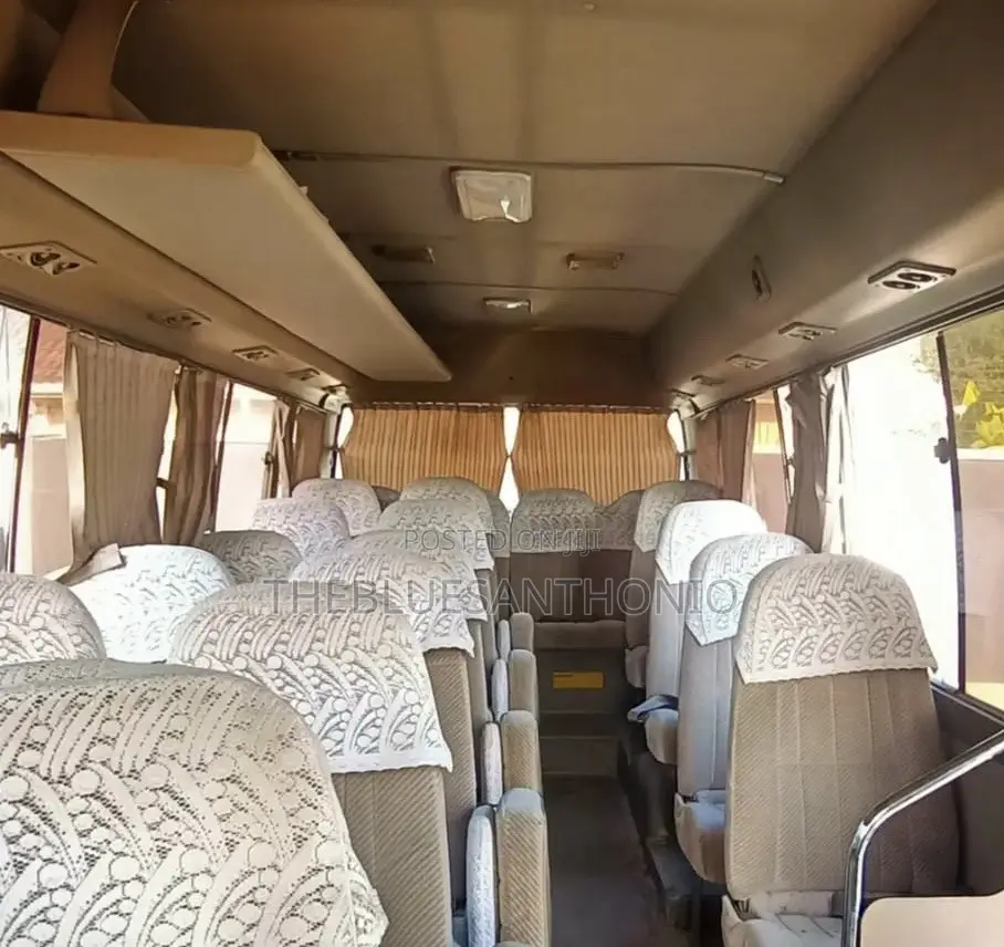Toyota Coaster 2000 Blue