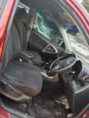 Toyota RAV4 2013 Red