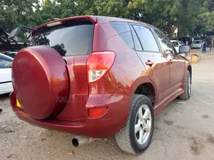 Toyota RAV4 2013 Red