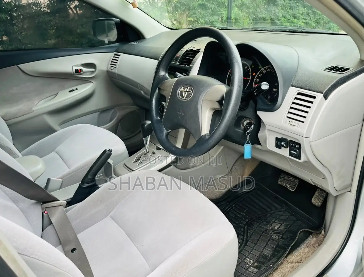 Toyota Axio 1.5 G 4WD 2006 Silver